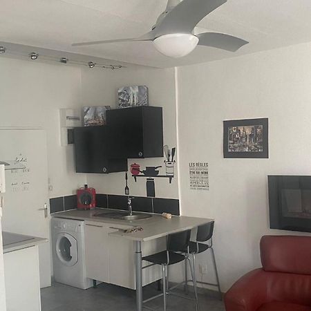 Le Suffren, Ventile ,Wifi, A 100 M De La Plage Toulon Buitenkant foto